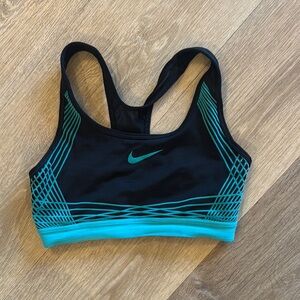 Nike Women's Black and Teal Sports Bra